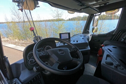 Added comfort for operators: Manitowoc launches new carrier cab on four- and five-axle Grove all-terrain cranes up to 150 t capacity (Image 1) Added-comfort-for-operators-Manitowoc-launches-new-carrier-cab-on-four-and-five-axle-Grove-all-terrain-cranes-1.jpg