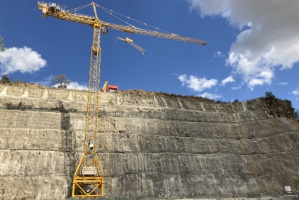 Potain-Lift-Solutions-tackles-challenging-Tanzanian-power-station-project-with-ease-2.JPG