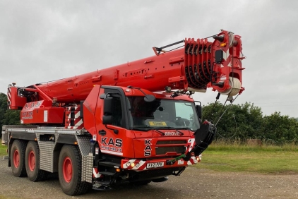 KAS-Crane-Hire-renews-fleet-with-UKs-first-Grove-GMK3060L-1.jpg