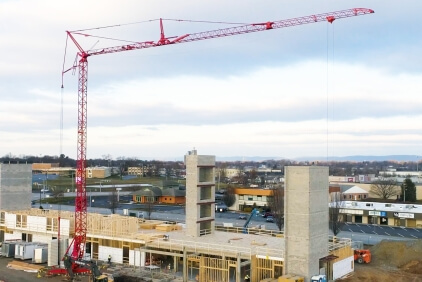 Cedar-Run-Construction-replaces-fleet-of-telehandlers-with-one-Potain-self-erecting-crane-1.jpg