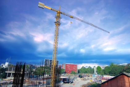 Two Potain MC 125 cranes are building a complex Metro project in Pune, India (image 2)