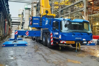 SAE-ITALIA-adds-a-six-axle-custom-crane-to-its-Grove-portfolio-using-Manitowocs-Lift-Solutions-group-2.jpg