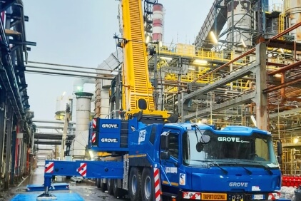 SAE ITALIA adds a six-axle custom crane to its Grove portfolio using Manitowoc’s Lift Solutions group (image 2) SAE-ITALIA-adds-a-six-axle-custom-crane-to-its-Grove-portfolio-using-Manitowocs-Lift-Solutions-group-2.jpg