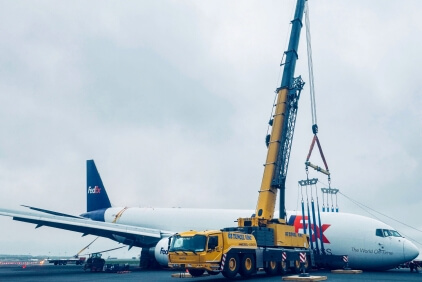 Grove-GMK6300L-1-comes-to the-rescue-following-incident-at-Istanbul-Airport-4.jpg