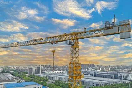 Manitowoc-launches-largest-topless-tower-crane-from-Asia-Range-the-Potain-MCT-2205_01.jpg