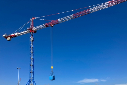 Tailored-for-the-tides--Potain-Lift-Solutions-delivers-a-tower-crane-built-for-the-future-01.jpg