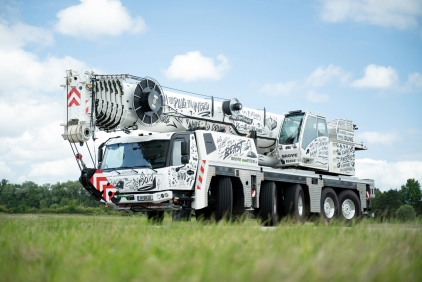 The eye-catching new Grove GMK5150XLe Plug-in Hybrid all-terrain crane is sure to the draw the crowds at Vertikal Days 2025. Manitowoc-brings-hybrid-innovation-and-total-lifecycle-dedication-to-Vertikal-Days-2025_01.jpg