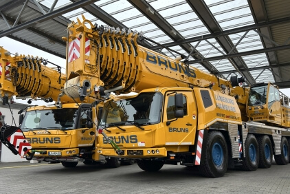 Wilhelm-Bruns-Kranvermietung-adds-two-new-Grove-all-terrain-cranes.jpg