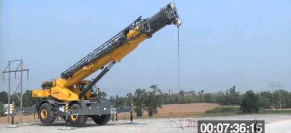 Grove GRT8100 Boom Extension Deployment