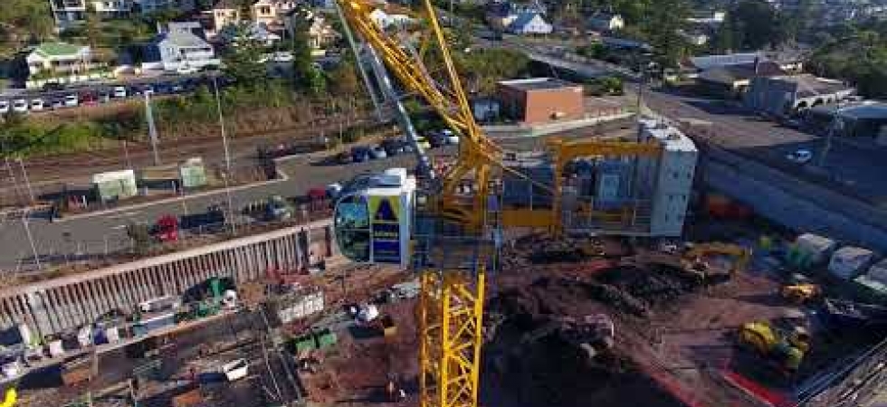 MCH 125 - Potain’s first topless hydraulic luffing jib tower crane