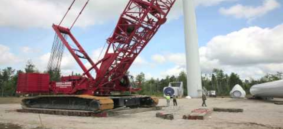 Manitowoc 16000 Boom Raising System